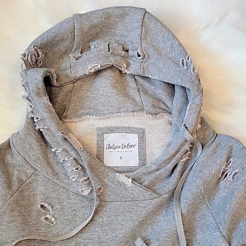 Chelsea Deboer by Lily & Lottie Distressed Hoodie in Gray. Sz Small.